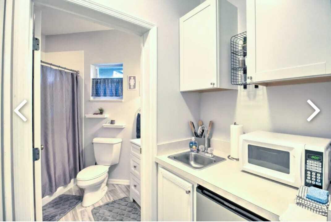 GOLF VILLAS CONDOMINIUM - Residential Lease