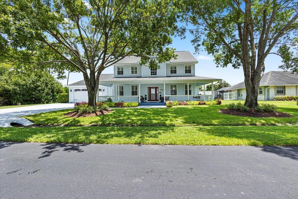 Photo of 1045 SW Sand Oak Drive, Palm City, FL 34990 (MLS # R10995751)