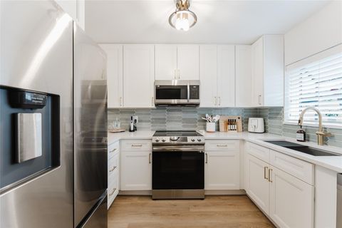 Property photo of 1005 republic 1005, deerfield beach, FL 33442