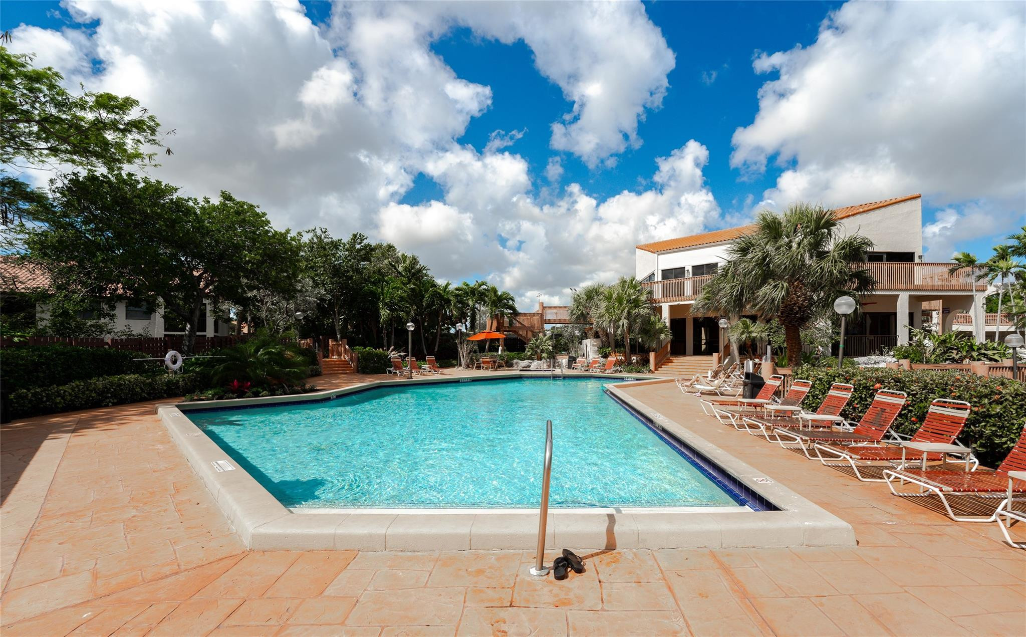 Republic Square - Residential