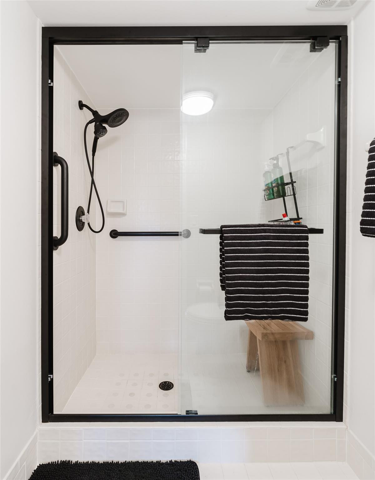 Republic Square - Residential