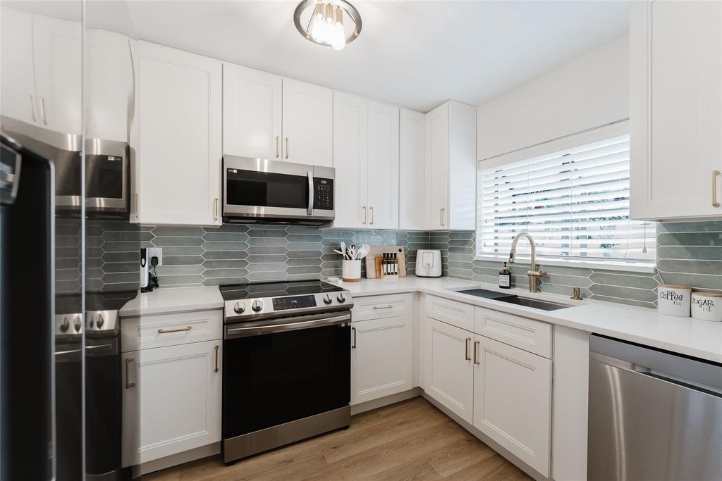 Photo of 1005 Republic #1005, Deerfield Beach, FL 33442 (MLS # F10552529)