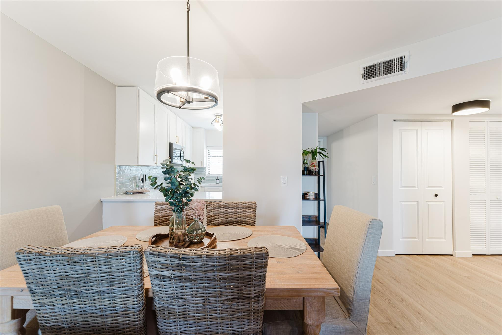 Republic Square - Residential