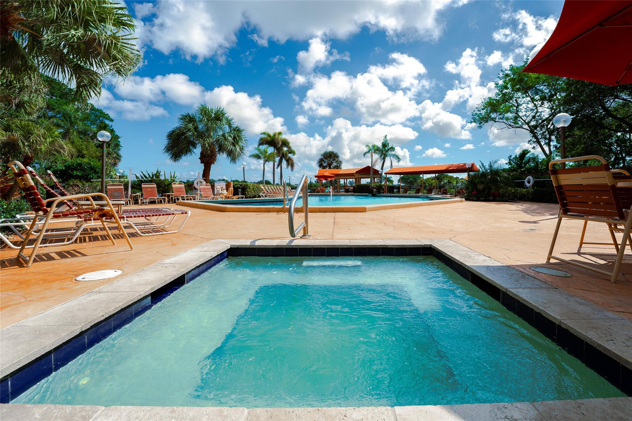 Republic Square - Residential