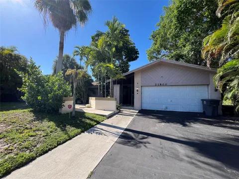 21800 Little Bear Ln, Boca Raton, FL MLS: F10503360
