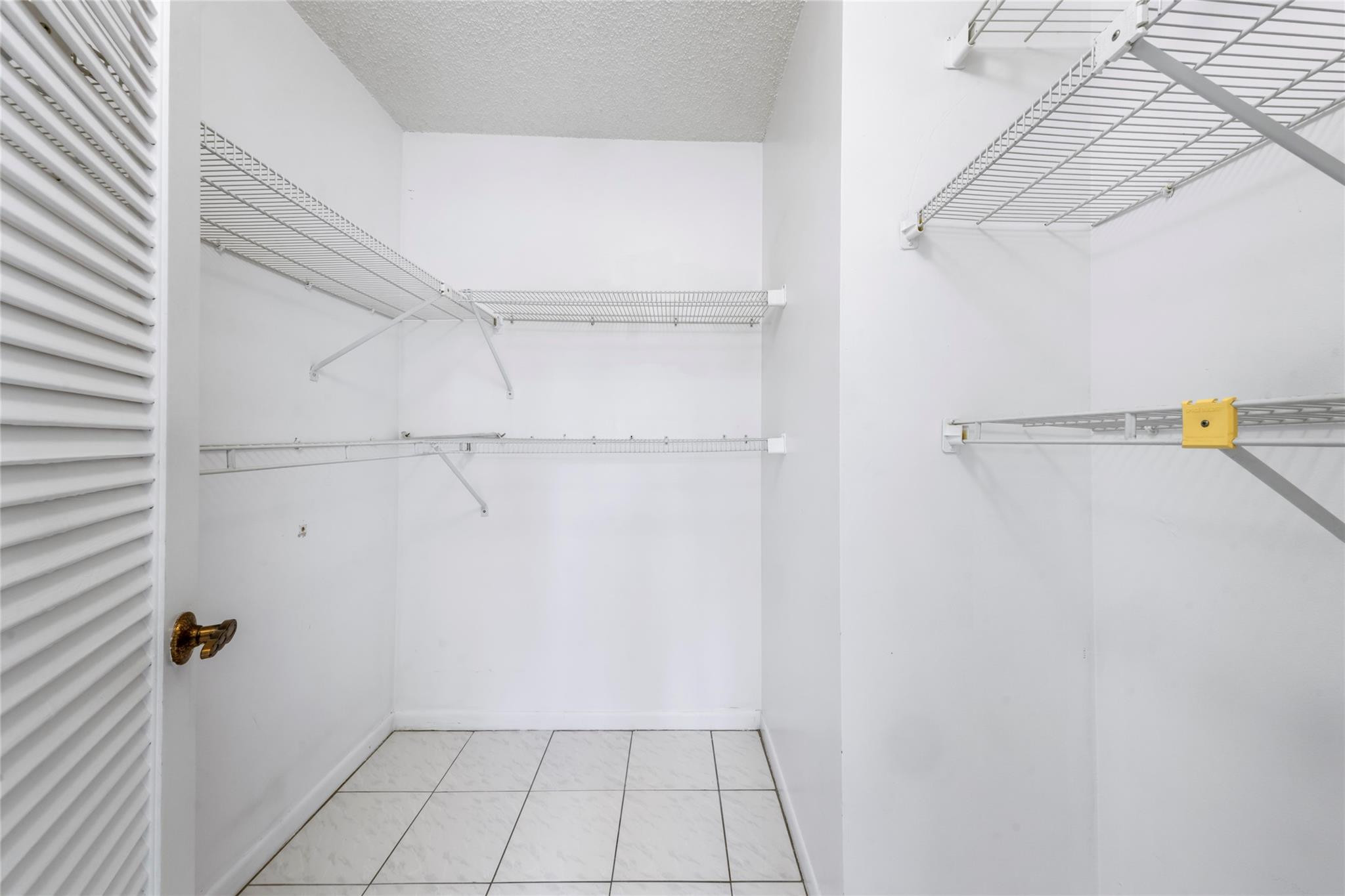 Rolling Hills Golf & Tenn - Residential