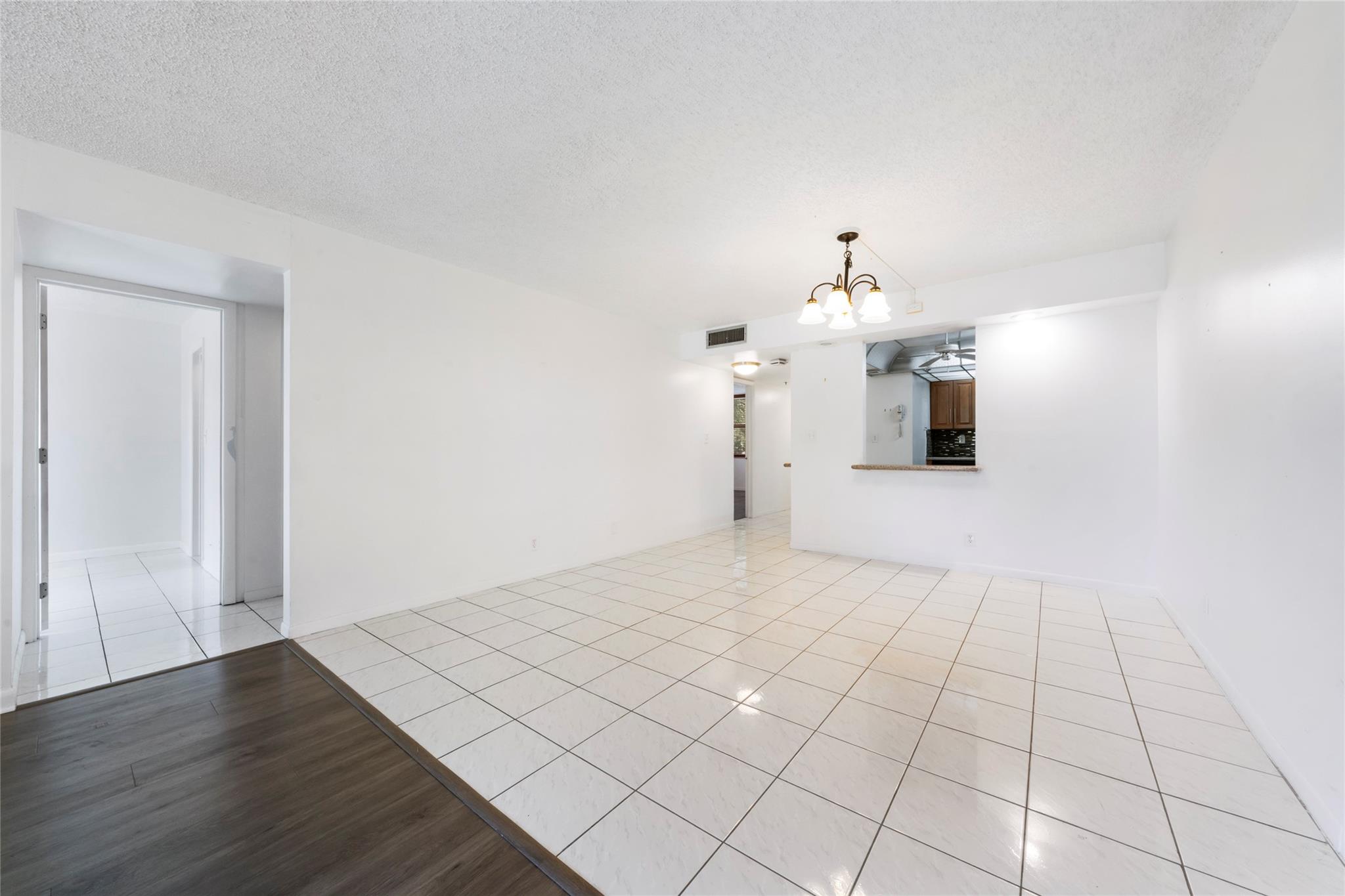 Rolling Hills Golf & Tenn - Residential