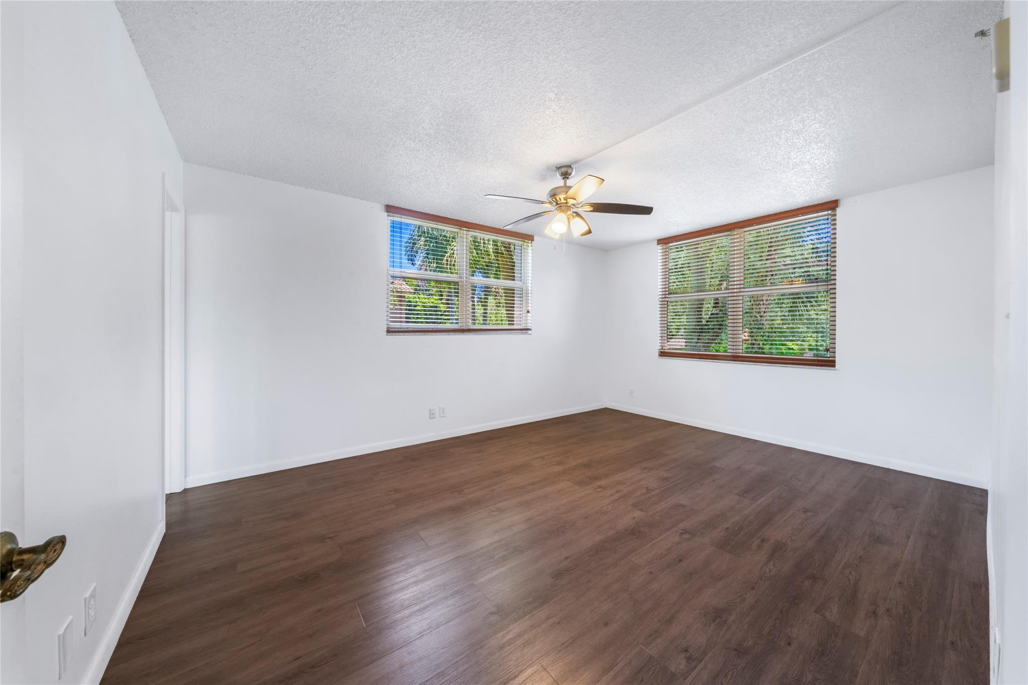 Rolling Hills Golf & Tenn - Residential