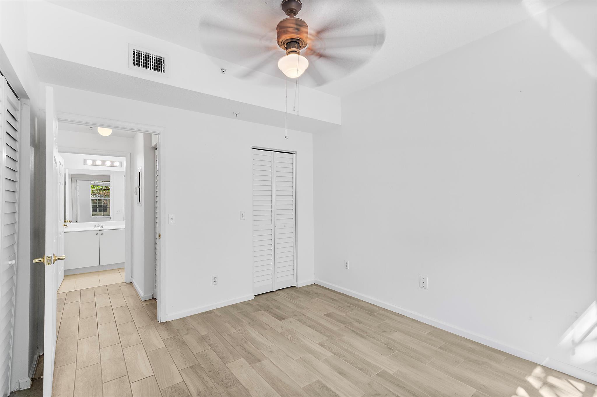 VILLAGE AT ABACOA CONDO - Residential Lease