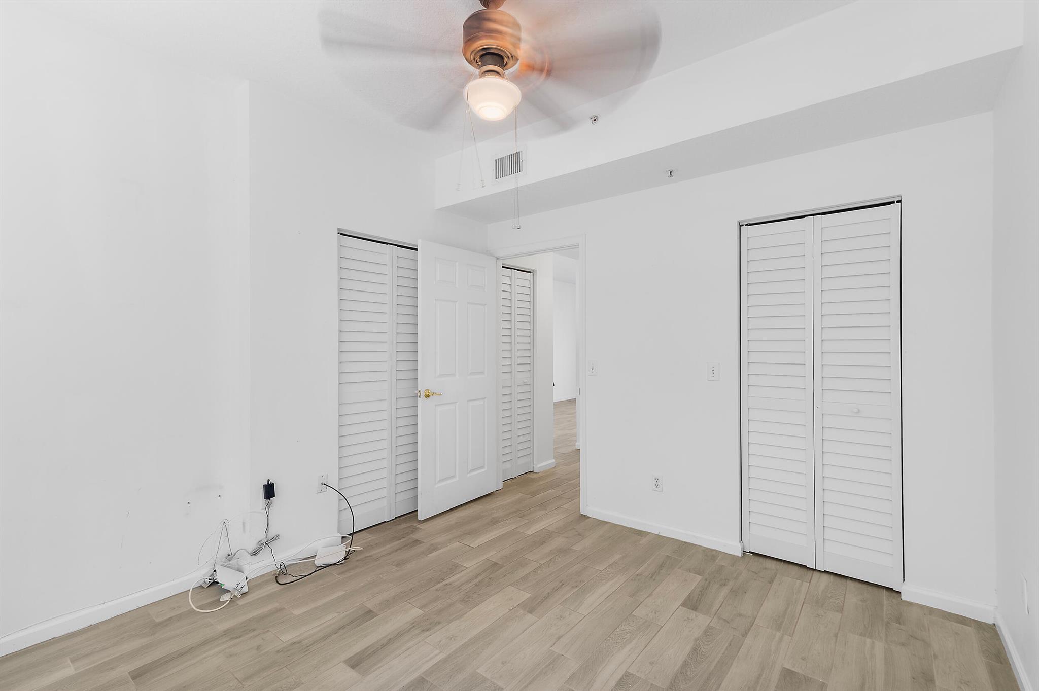 VILLAGE AT ABACOA CONDO - Residential Lease