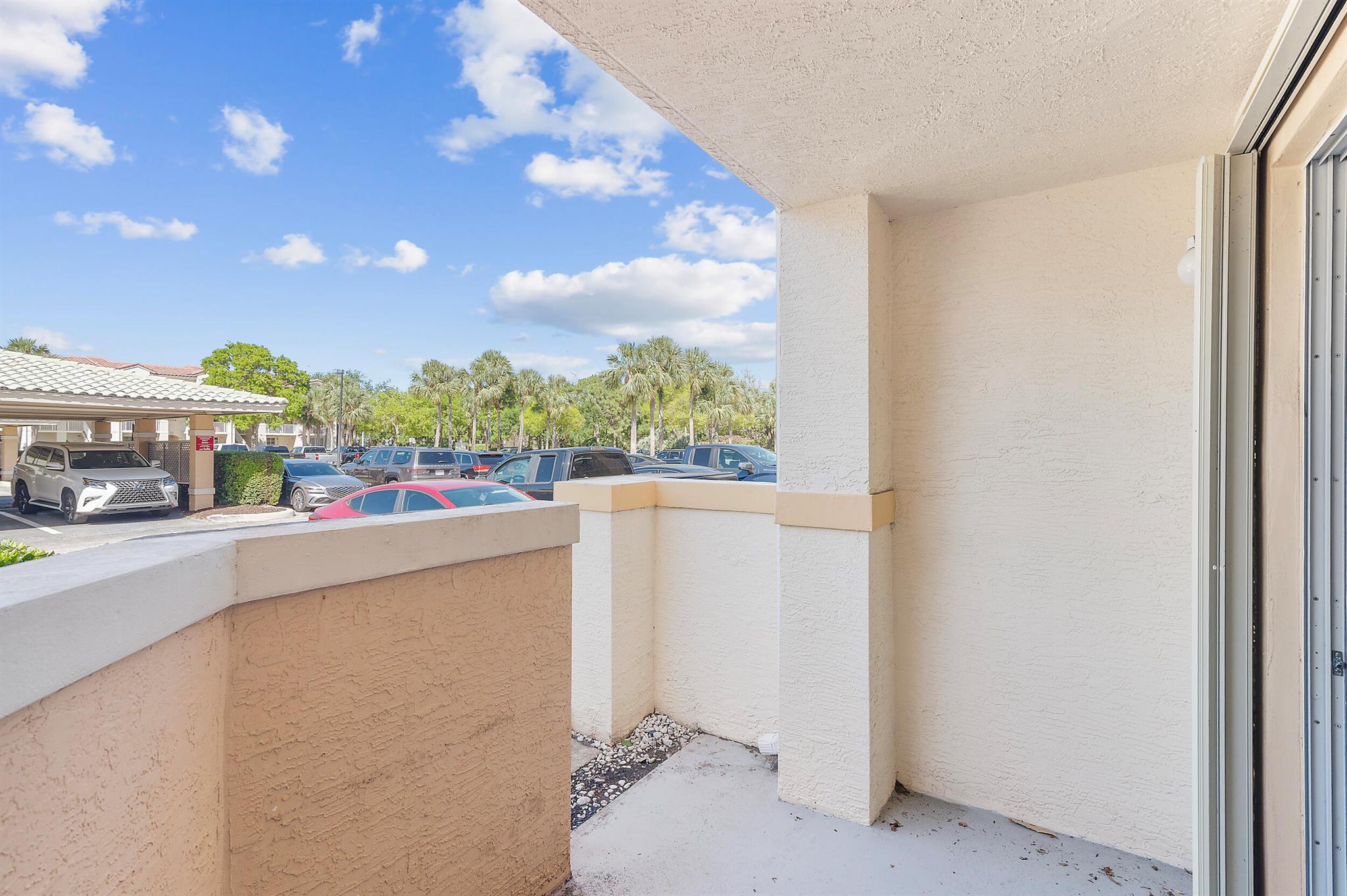 VILLAGE AT ABACOA CONDO - Residential Lease