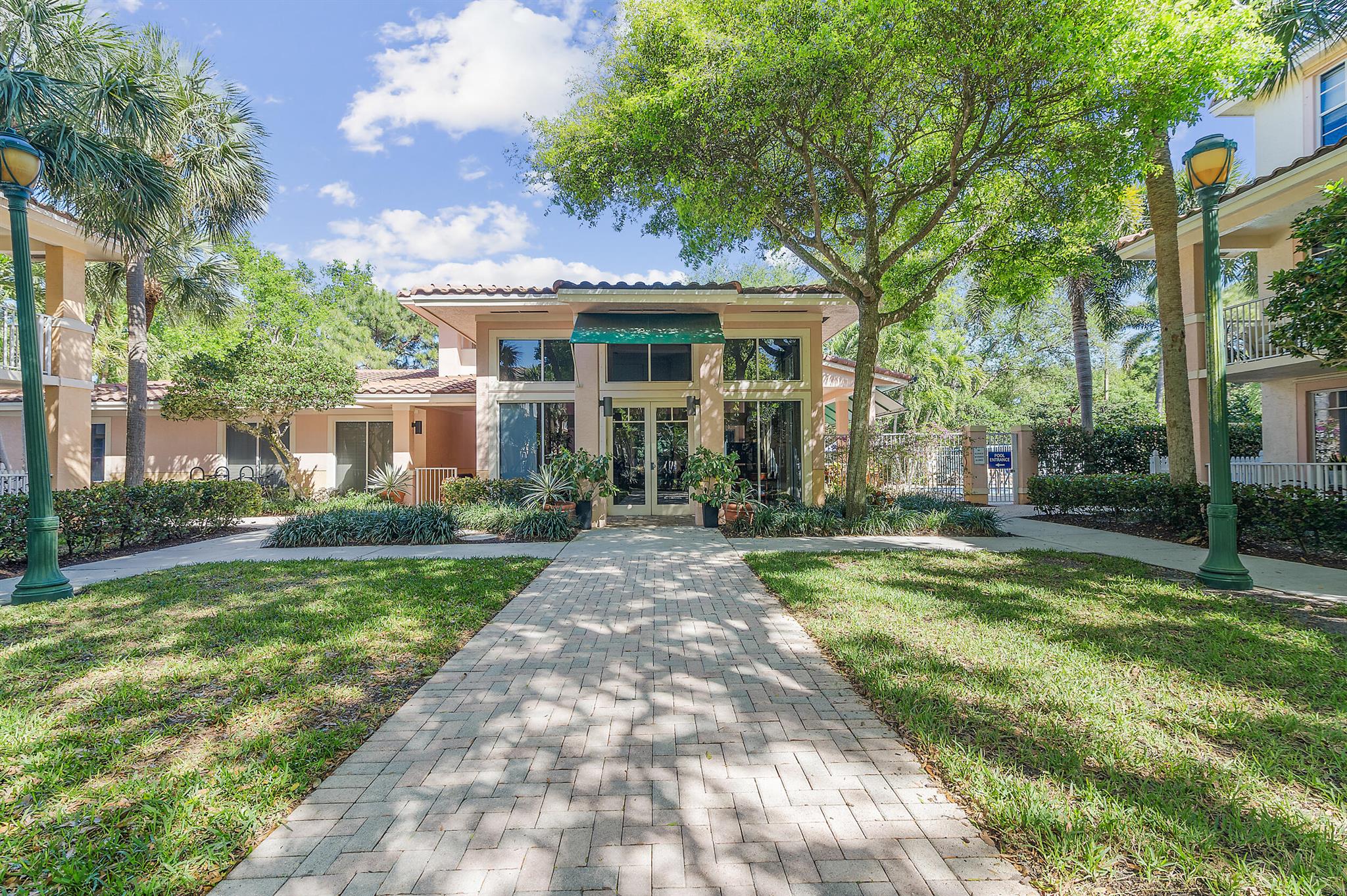 VILLAGE AT ABACOA CONDO - Residential Lease