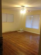 Sidewalks, bicycling, basketball, golf, close to s - Residential Lease