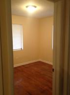 Sidewalks, bicycling, basketball, golf, close to s - Residential Lease