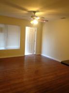 Sidewalks, bicycling, basketball, golf, close to s - Residential Lease