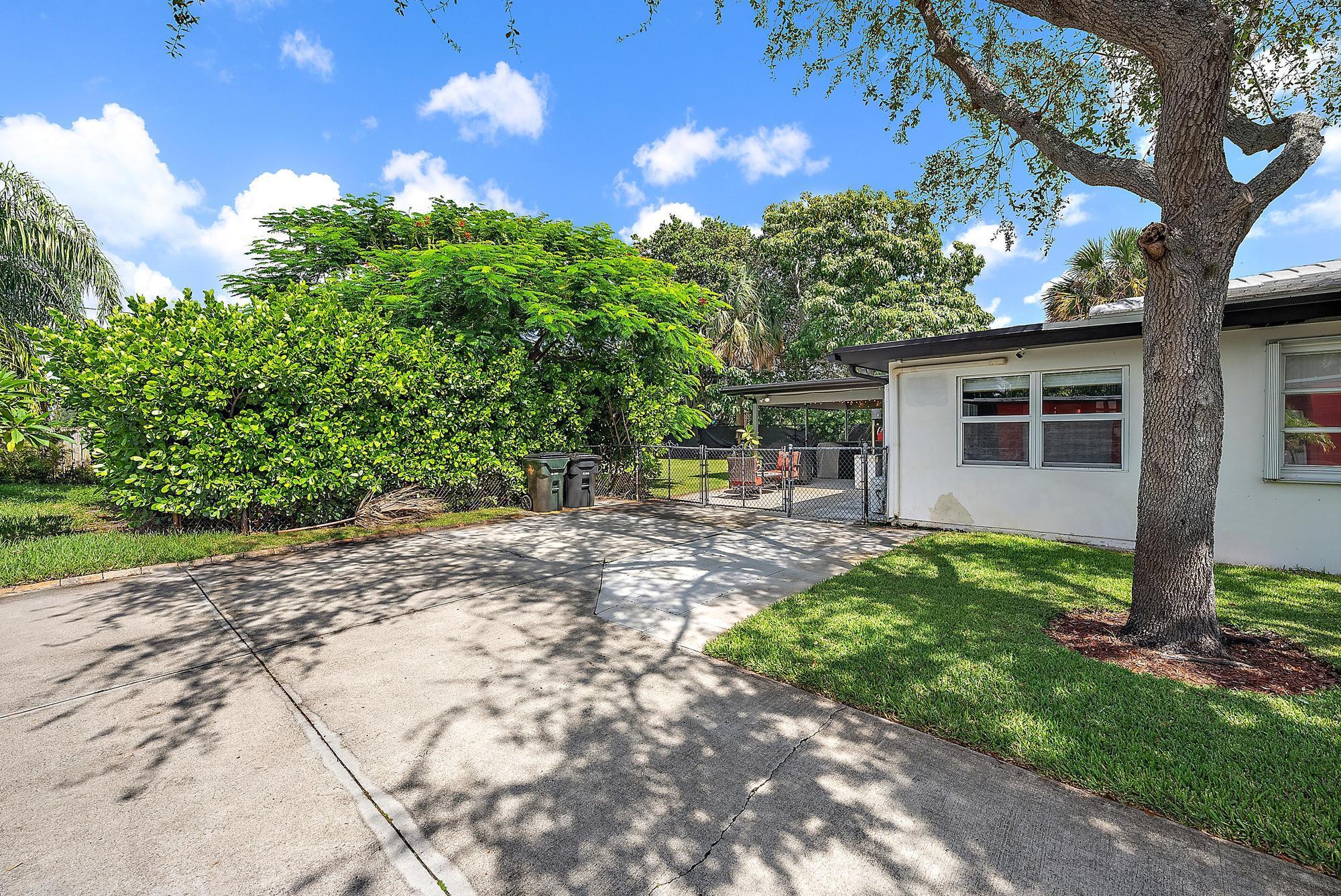 LAKE WORTH TOWN OF ADD 1 - Residential