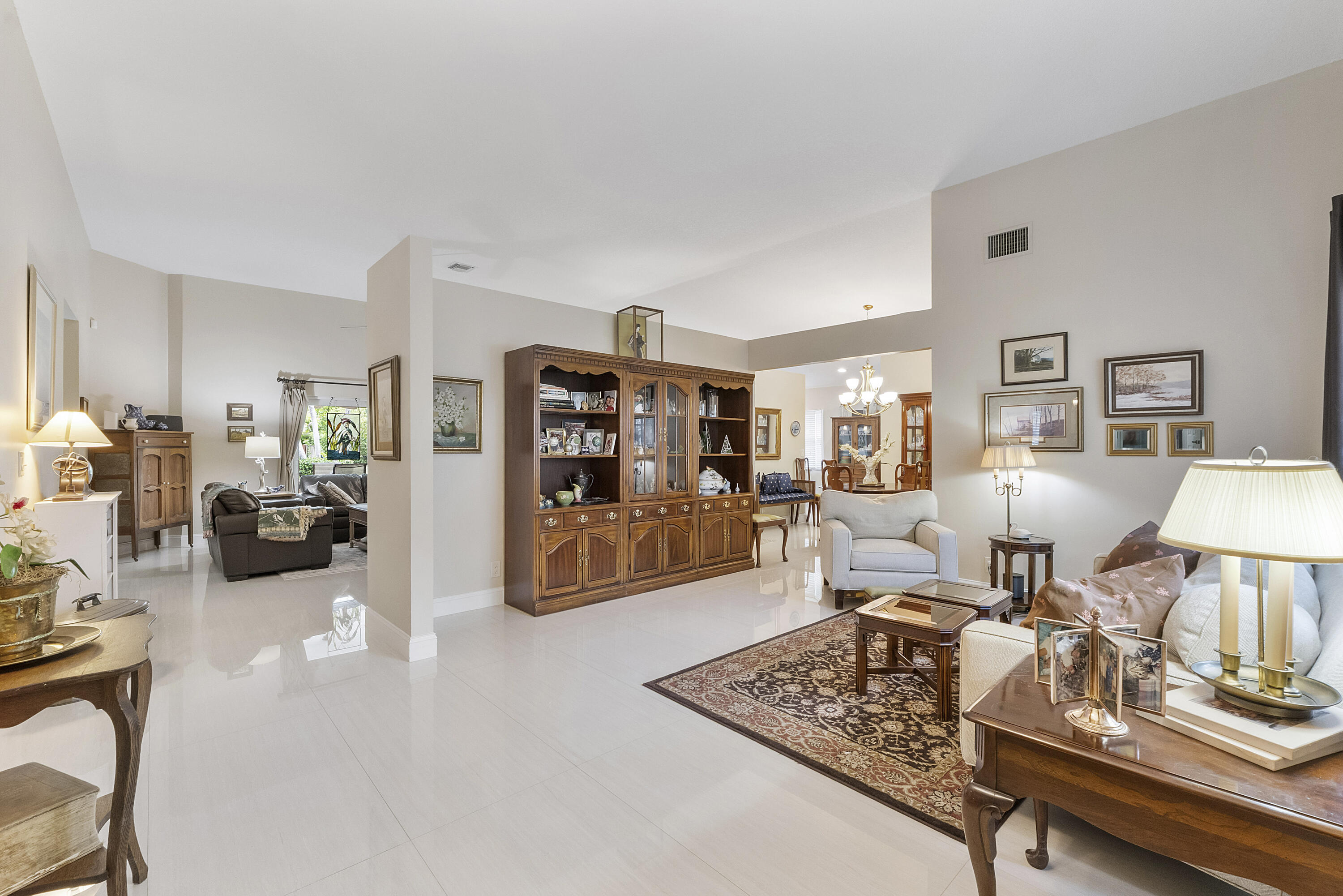 NORTH SPRINGS - Residential