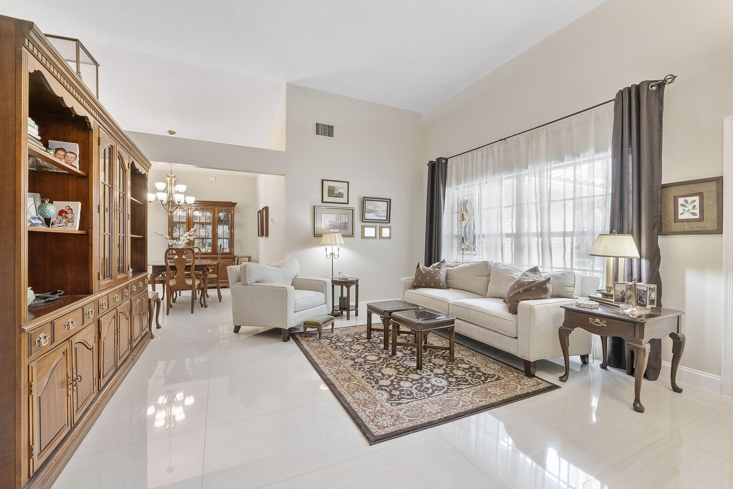 NORTH SPRINGS - Residential