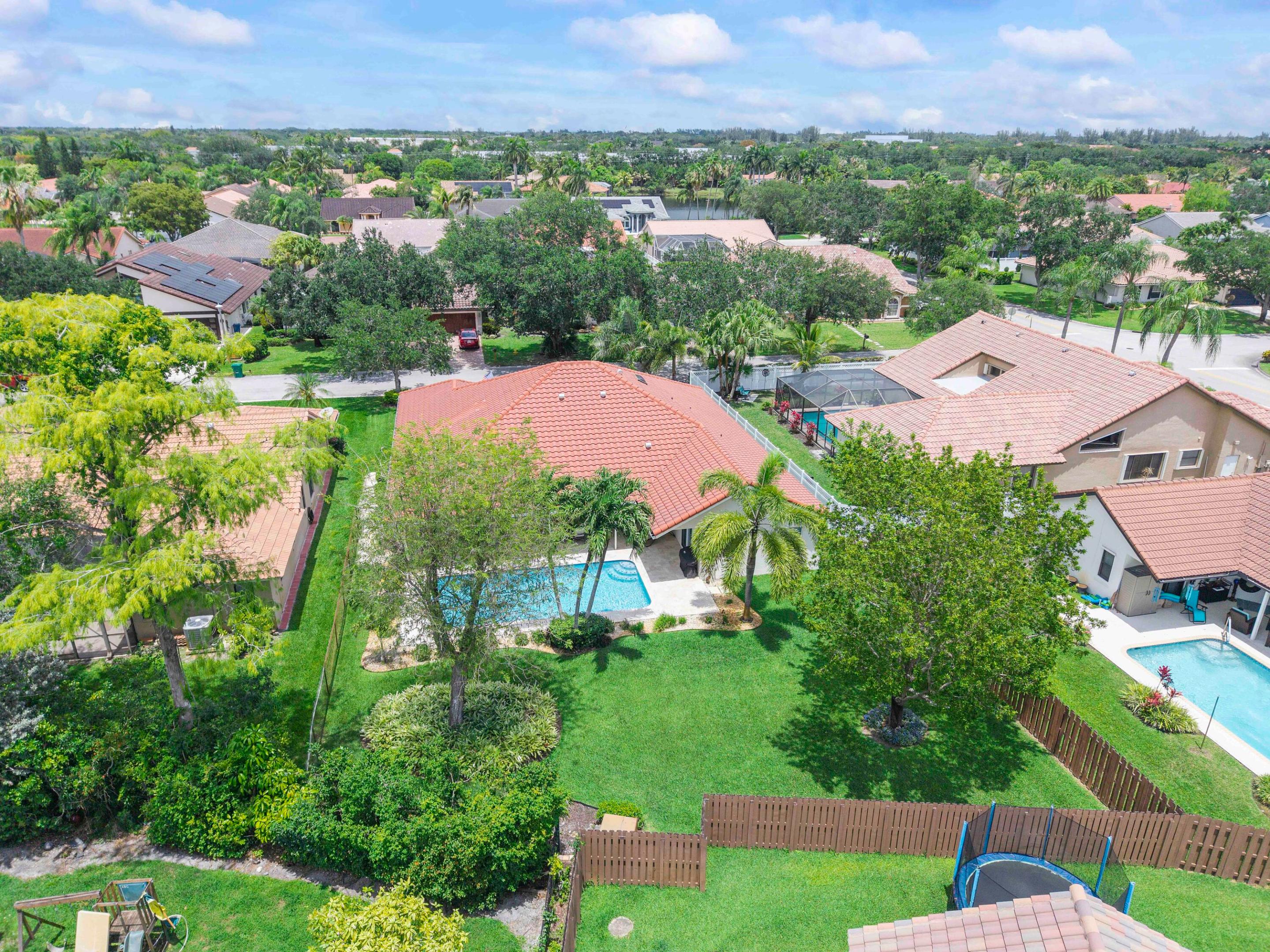 NORTH SPRINGS - Residential