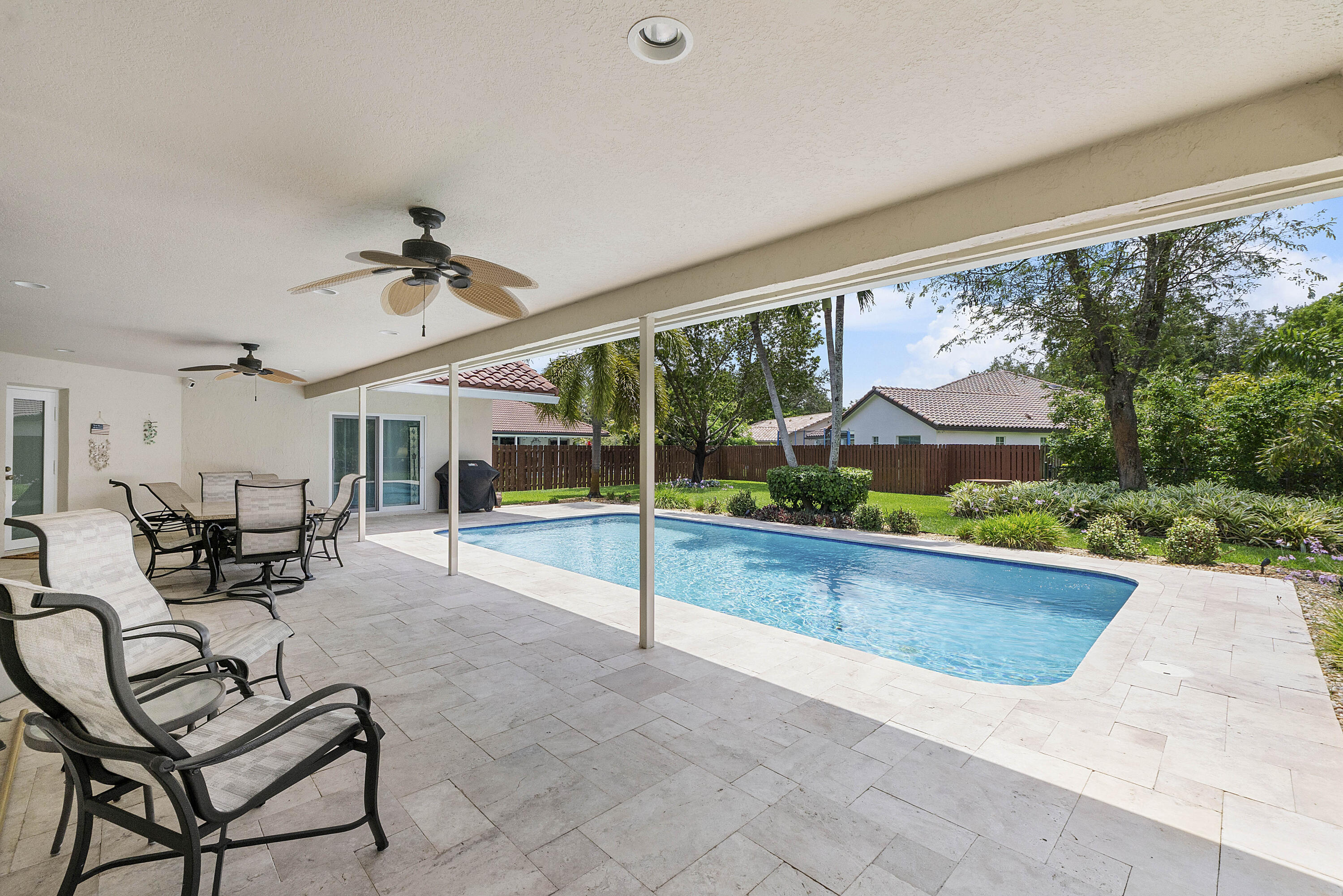 NORTH SPRINGS - Residential
