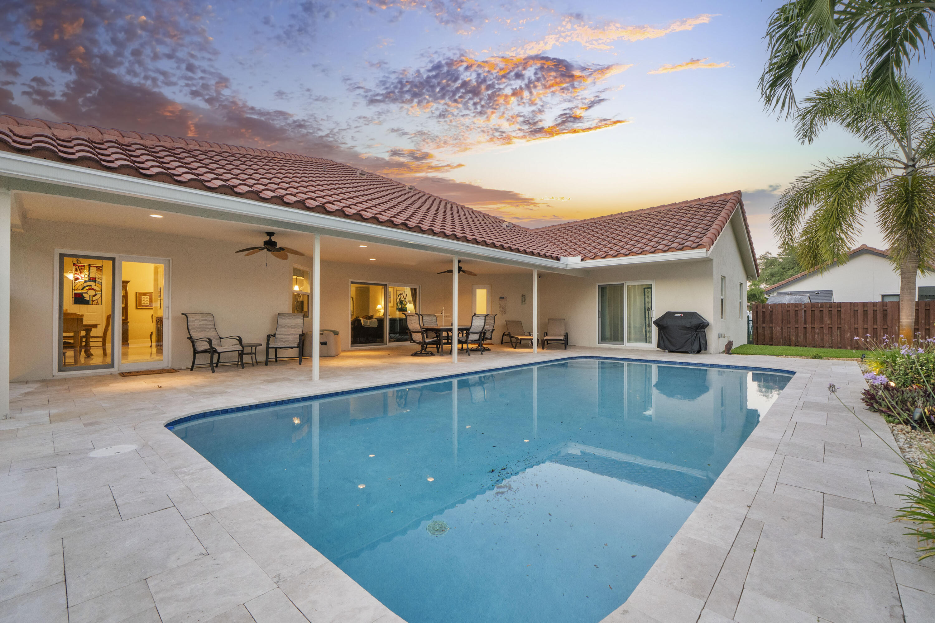 NORTH SPRINGS - Residential