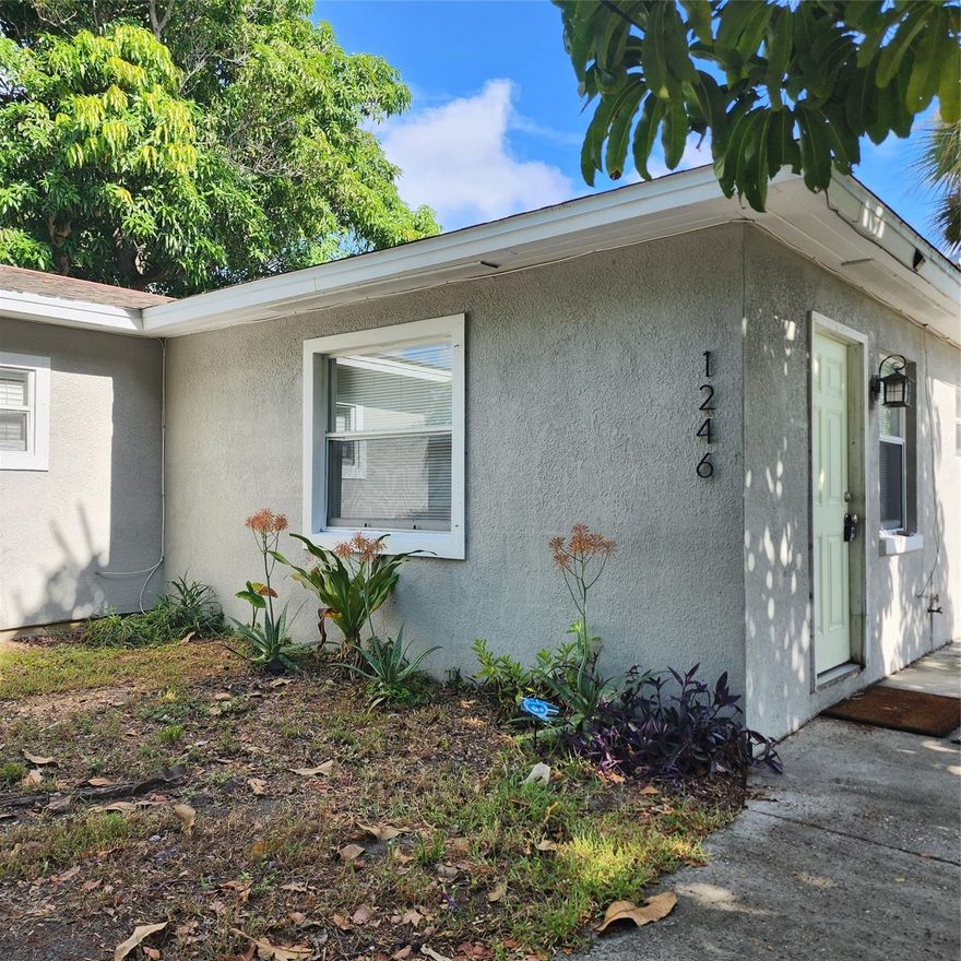 Downtown Vero Beach Location near arts district. Walk, e-bike, bicycle, golf cart.  Enjoy everything downtown has to offer.Available now. Credit score requirements and typical background check required.