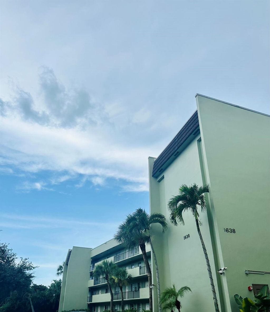 Photo of 1638 Embassy Drive #406, West Palm Beach, FL 33401 (MLS # R10906160)