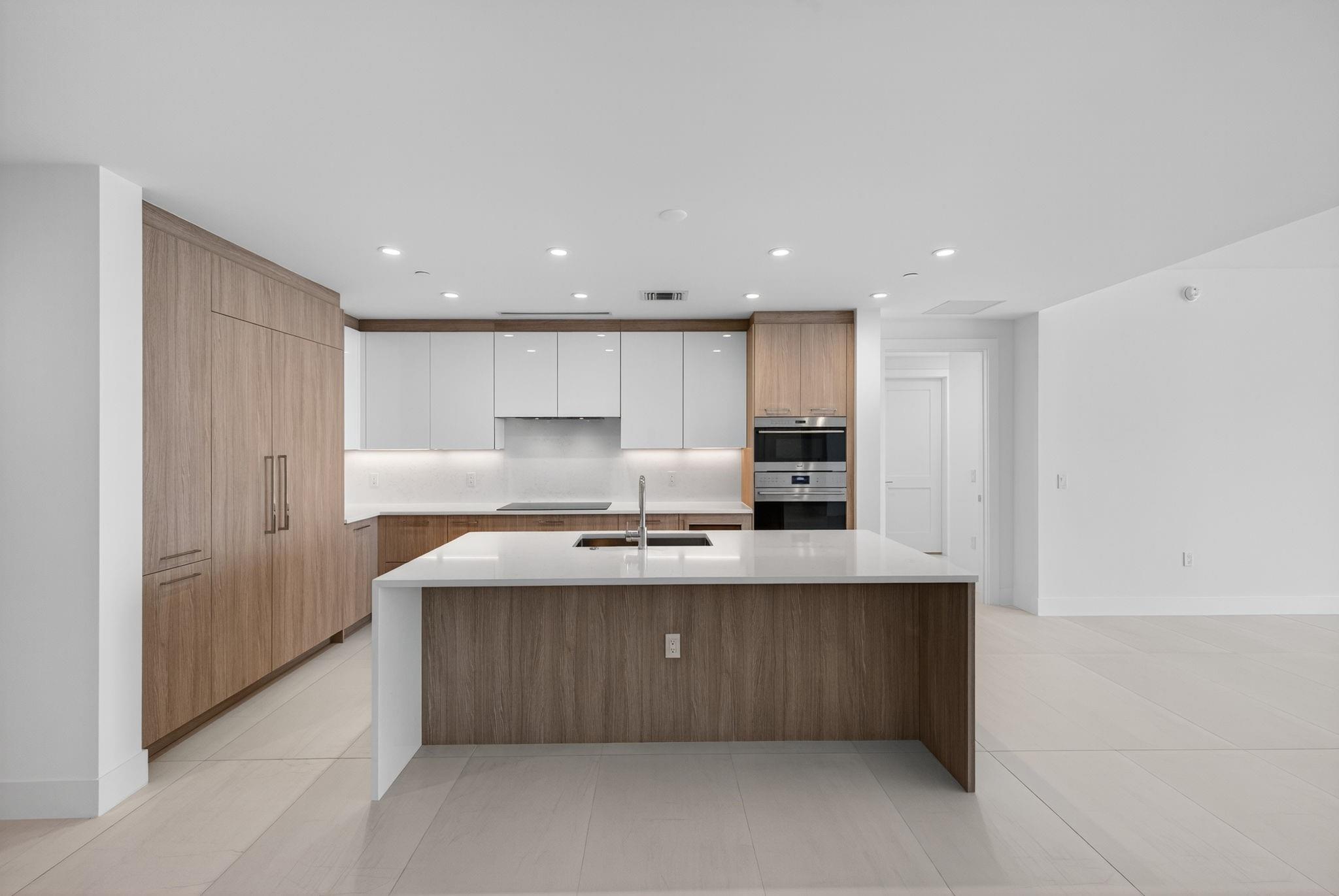 SELENE OCEANFRONT RESIDEN - Residential