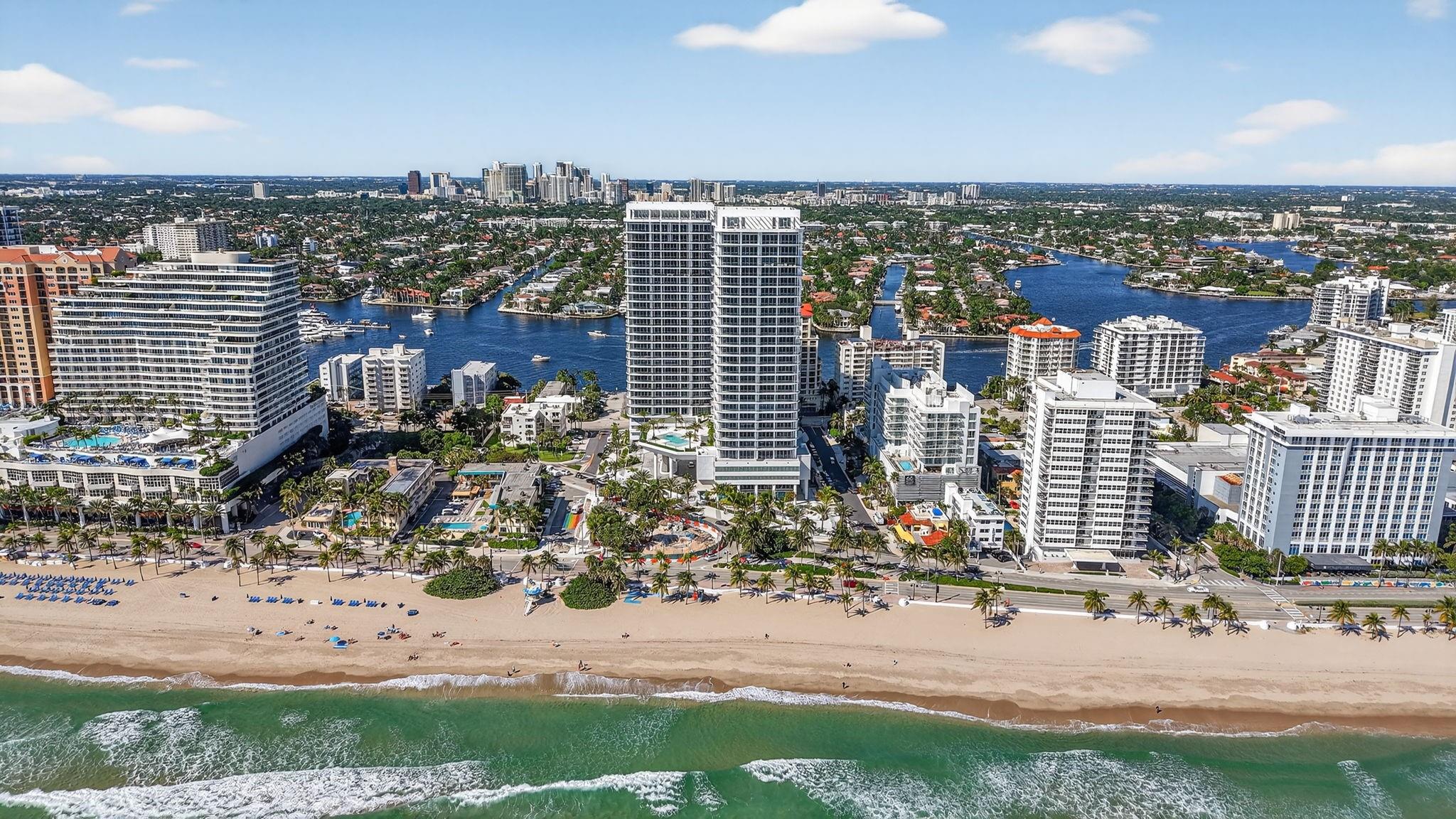 SELENE OCEANFRONT RESIDEN - Residential