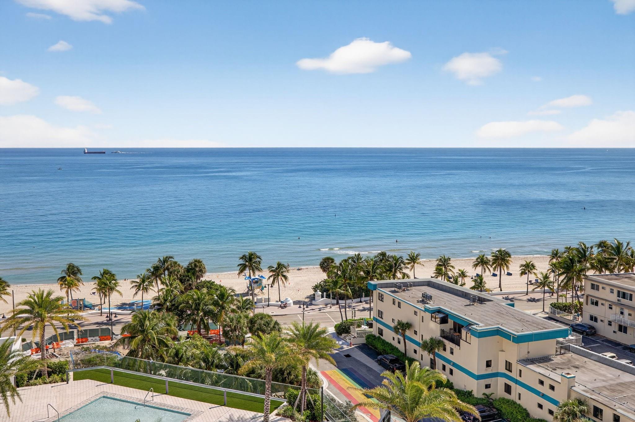 SELENE OCEANFRONT RESIDEN - Residential