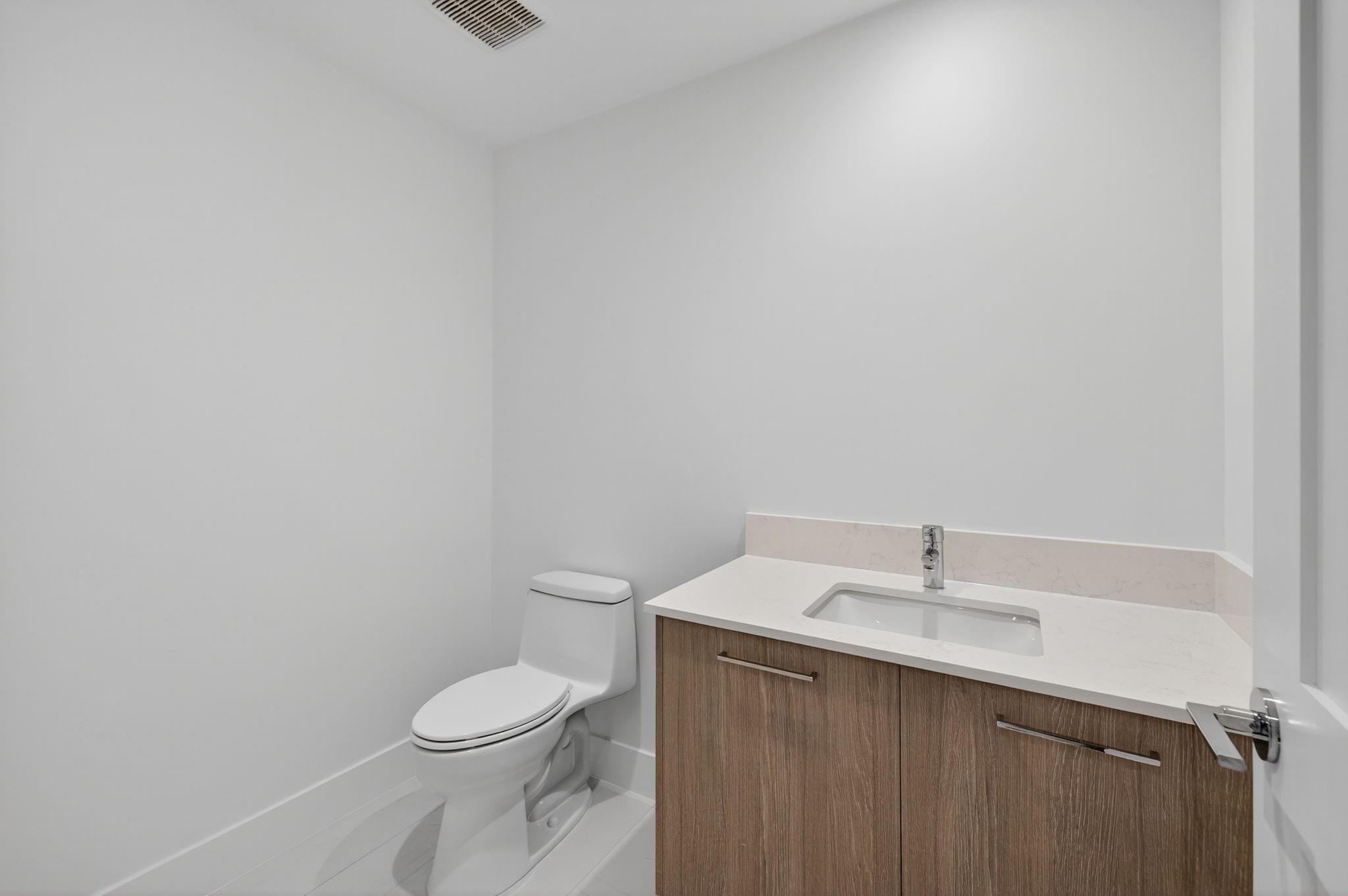 SELENE OCEANFRONT RESIDEN - Residential