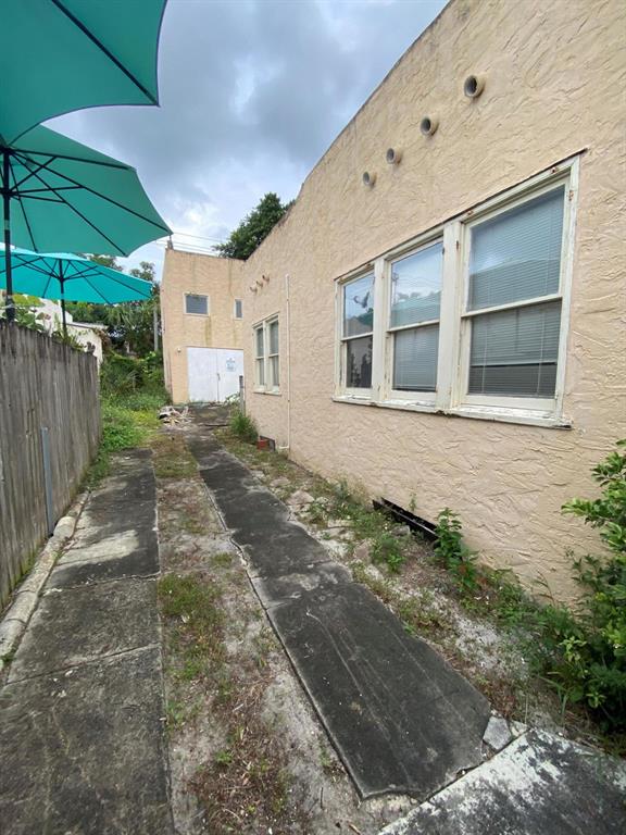 DELLAWANA PLACE - Residential