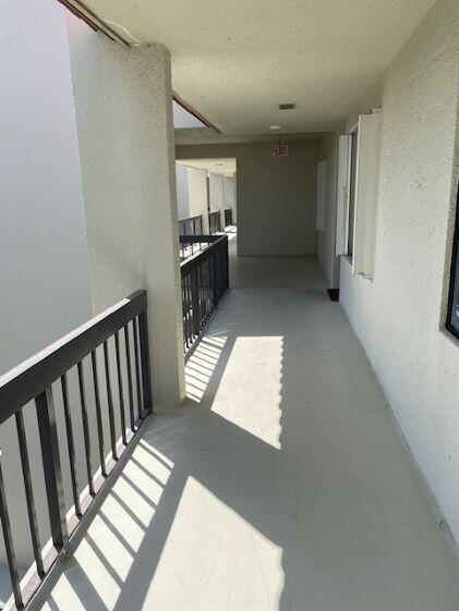 2500 Presidential Way 405
