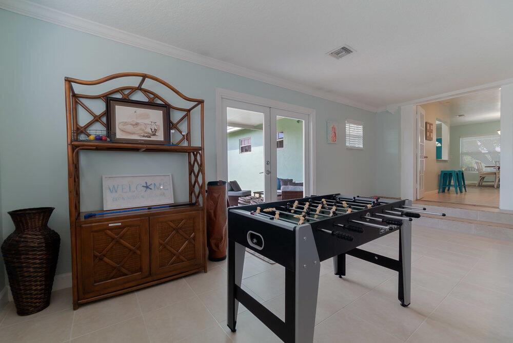 LAGUNA PARK 2 - Residential Lease