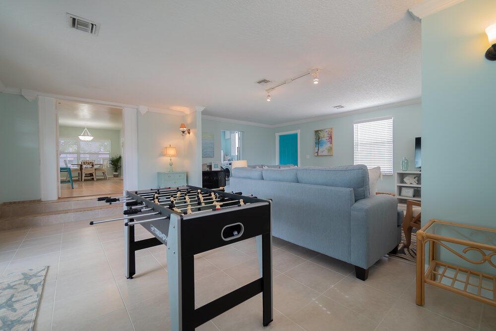 LAGUNA PARK 2 - Residential Lease
