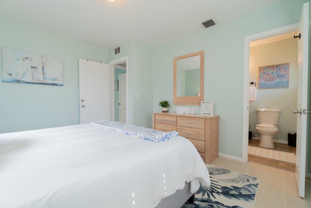 LAGUNA PARK 2 - Residential Lease