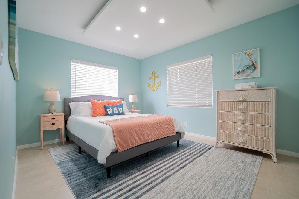 LAGUNA PARK 2 - Residential Lease
