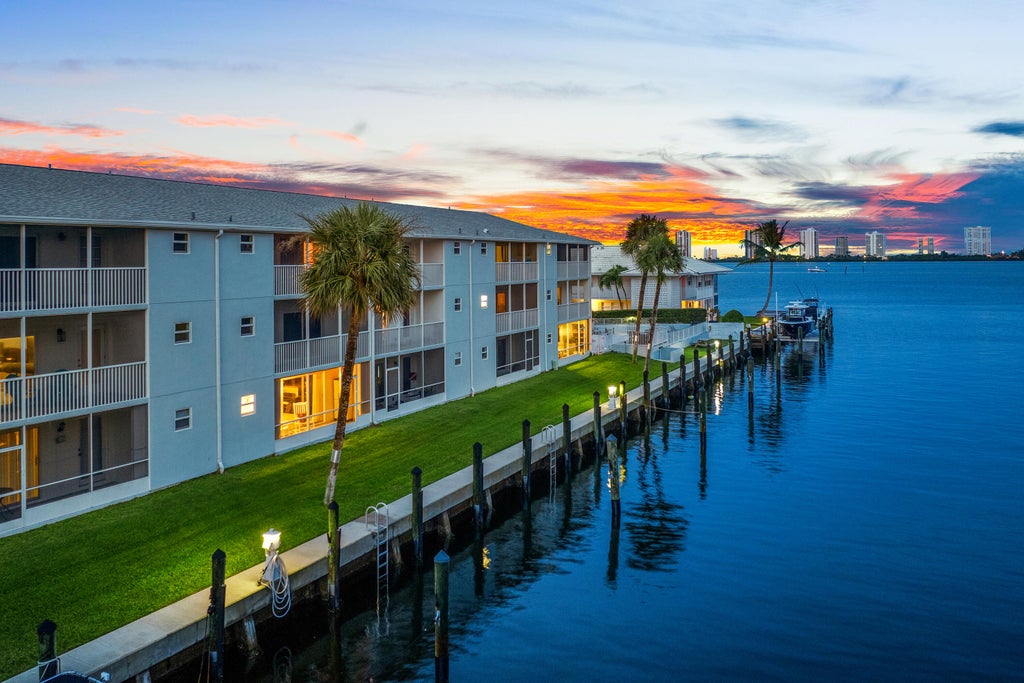 Photo of 120 Lehane Terrace #104, North Palm Beach, FL 33408 (MLS # R11021851)