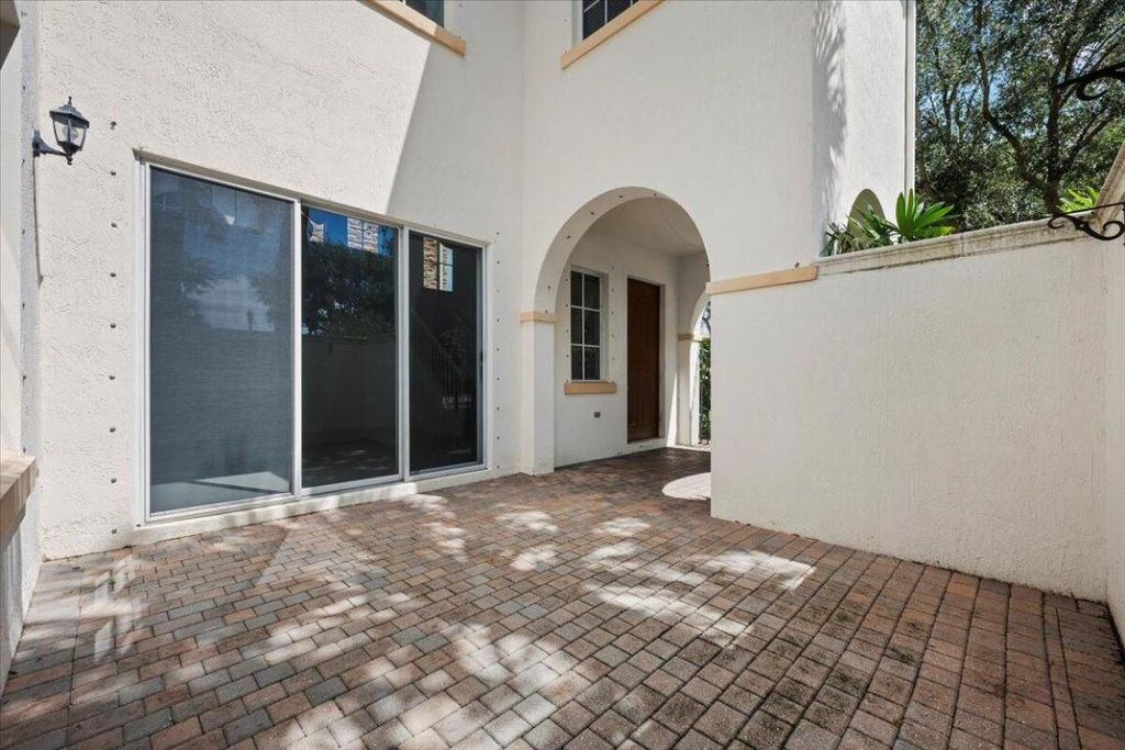 Photo of 35 Stoney Drive, Palm Beach Gardens, FL 33410 (MLS # R11128730)