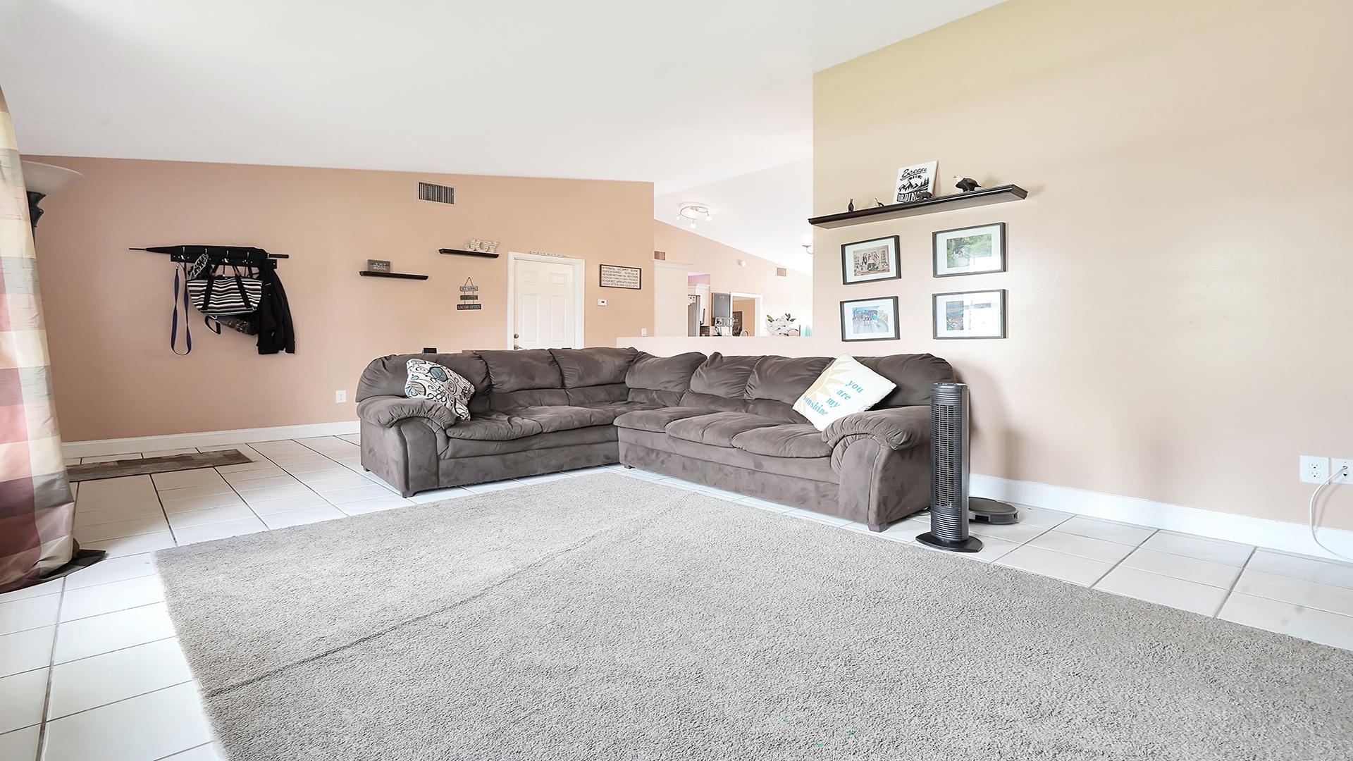 COUNTRYWOOD Country Lakes West - Residential