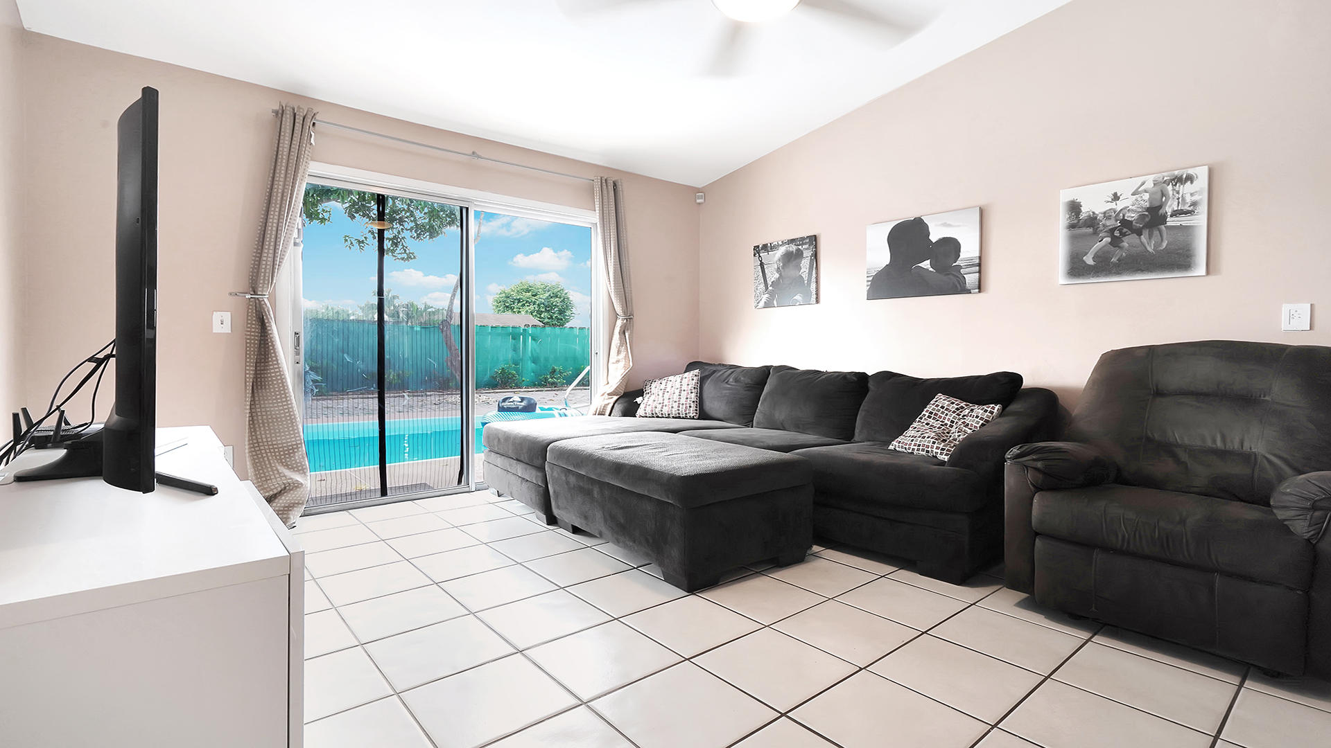 COUNTRYWOOD Country Lakes West - Residential