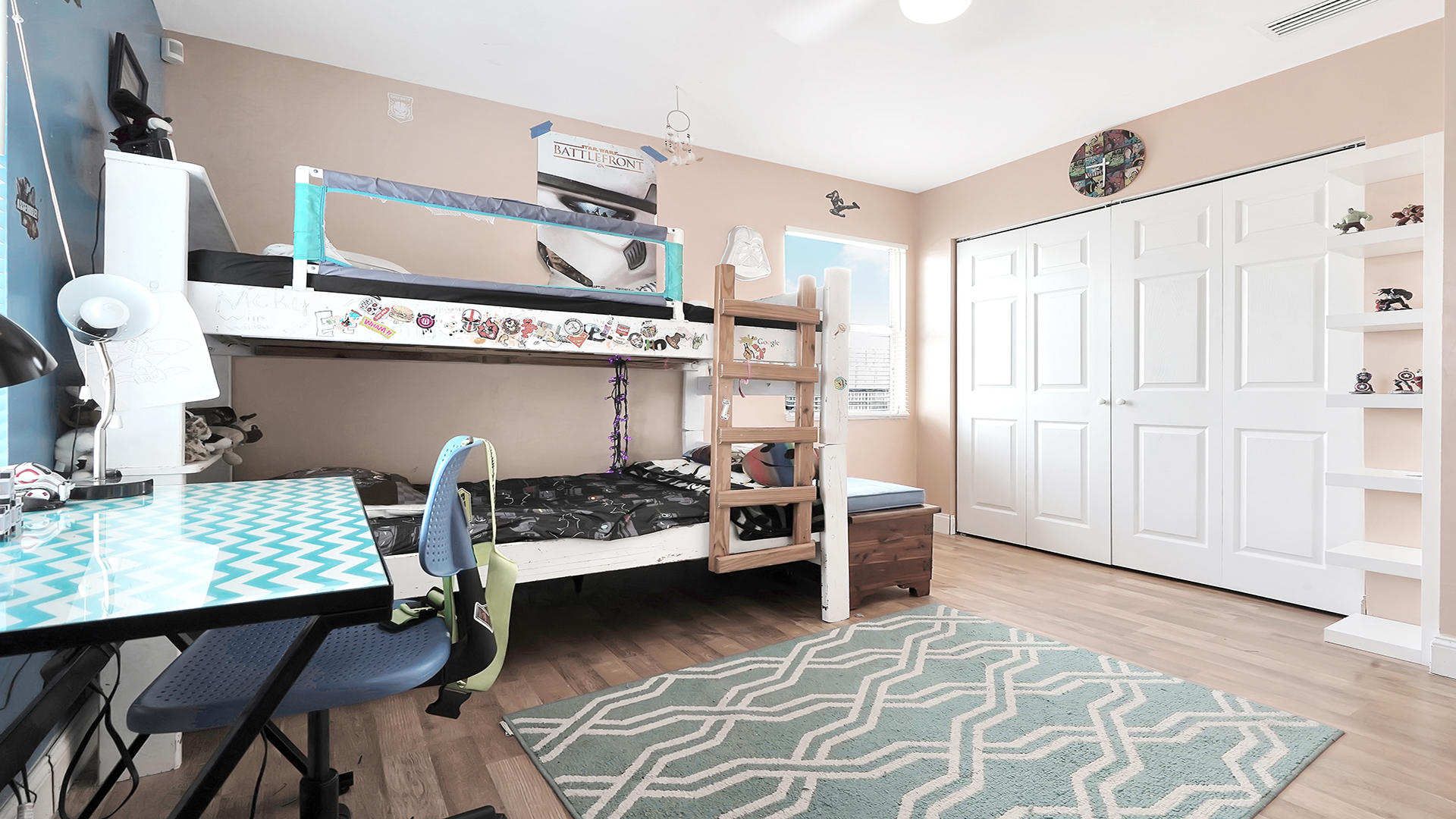 COUNTRYWOOD Country Lakes West - Residential