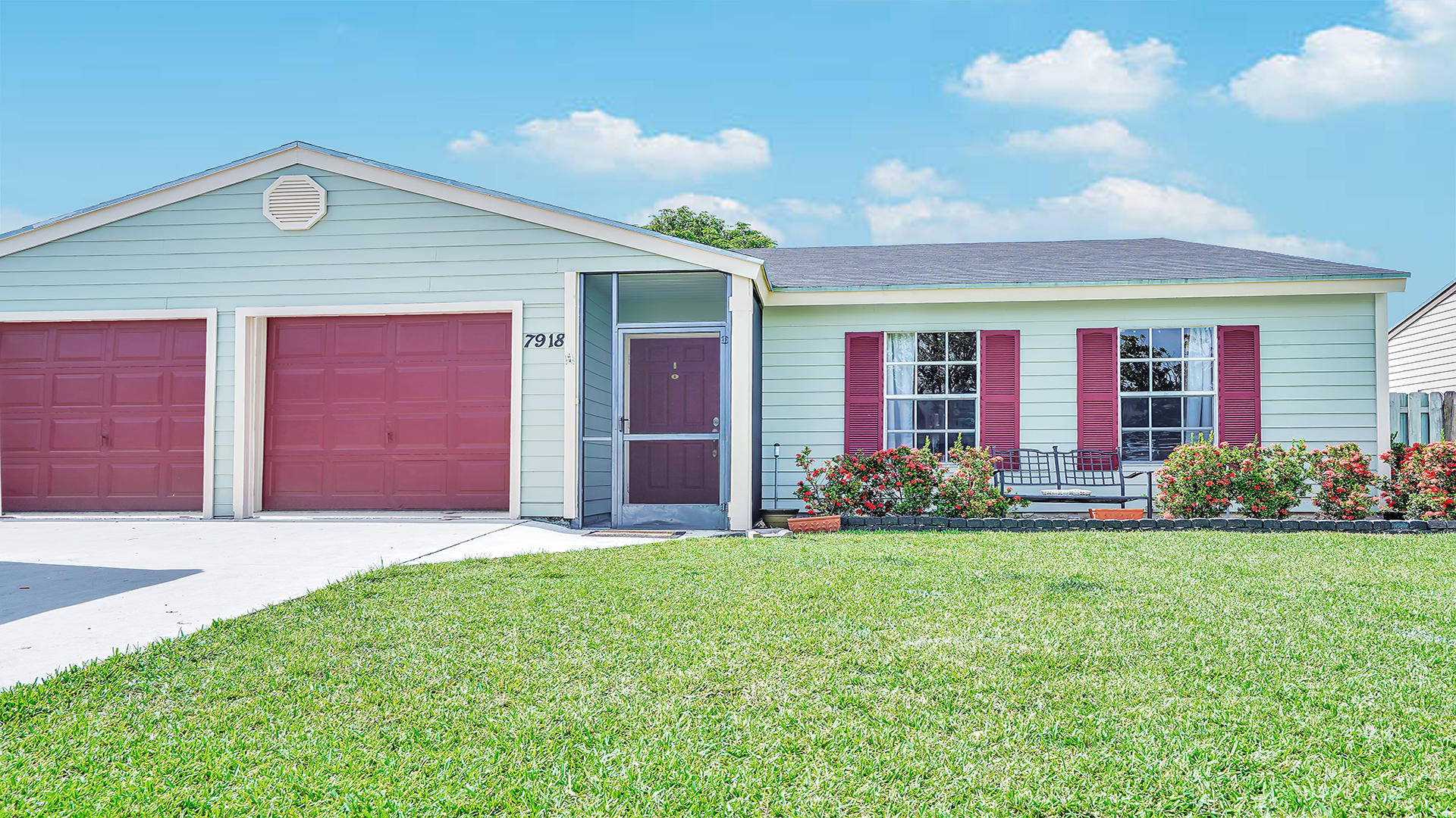 COUNTRYWOOD Country Lakes West - Residential