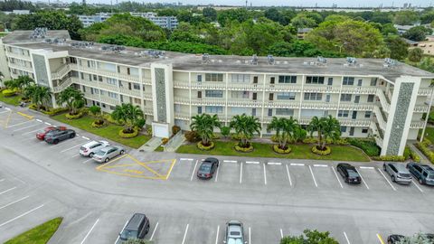 A home in Deerfield Beach