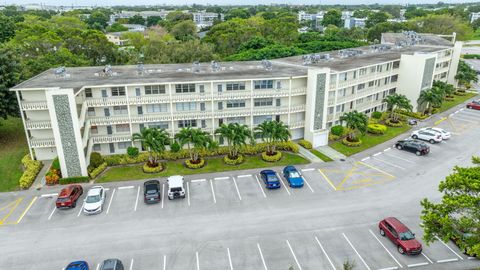 A home in Deerfield Beach