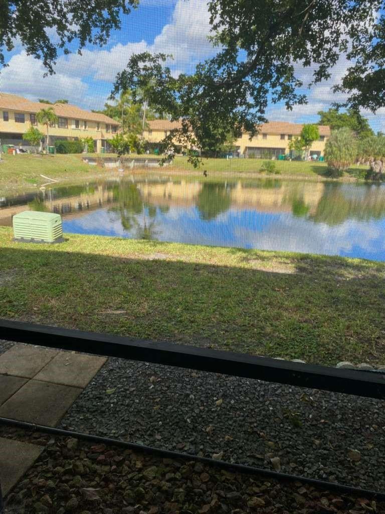 VILLAS AT THE GATE - Residential Lease