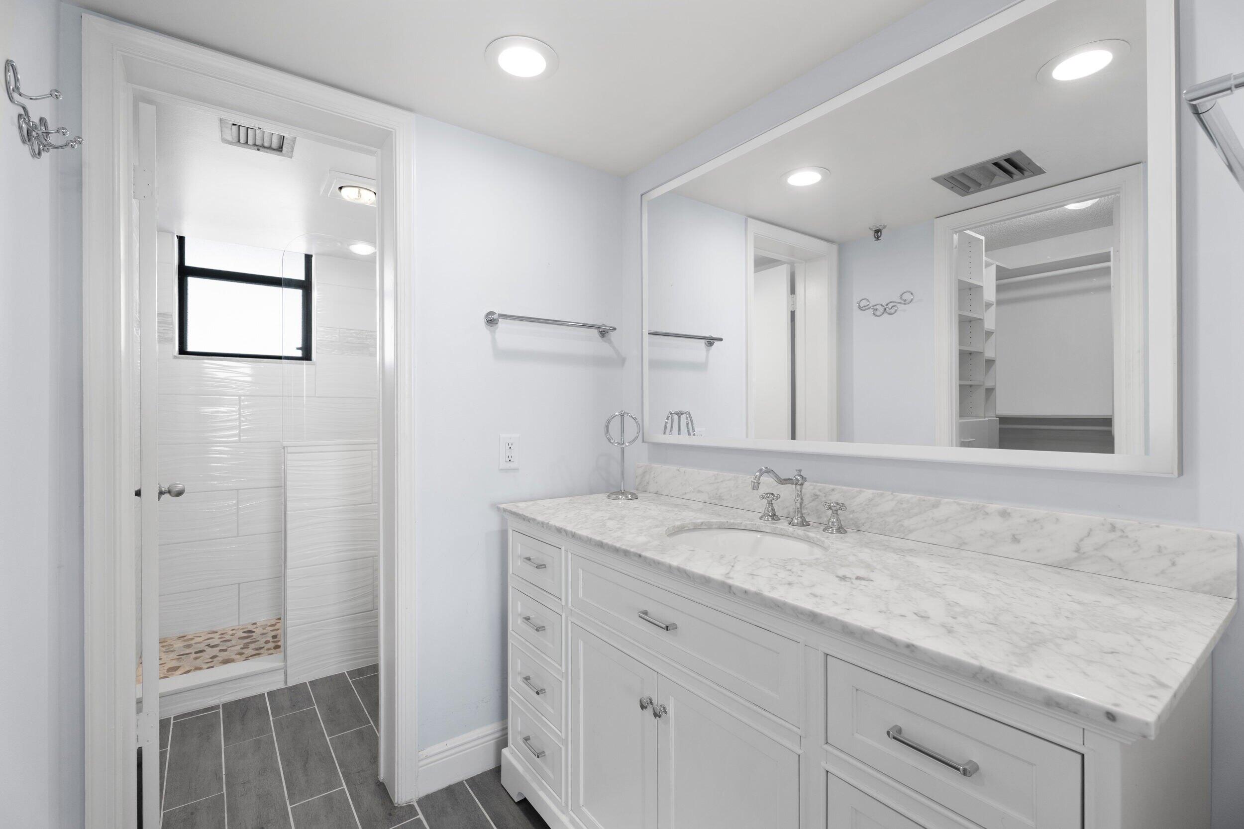 JUPITER COVE CONDO - Residential