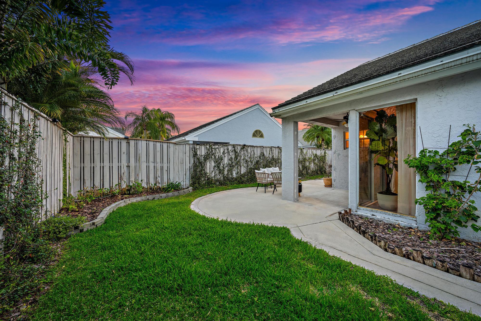 BRISTOL CLUB AT PGA NATL - Residential