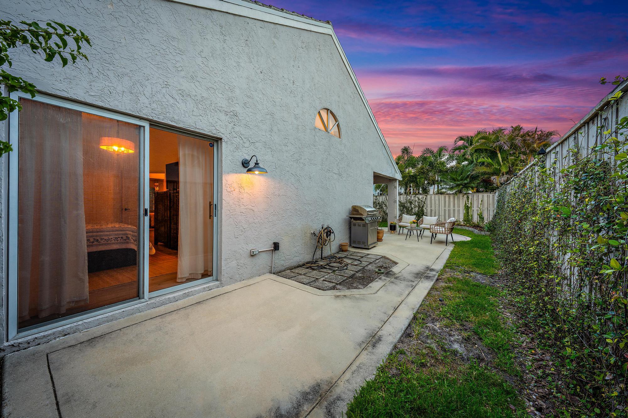 BRISTOL CLUB AT PGA NATL - Residential