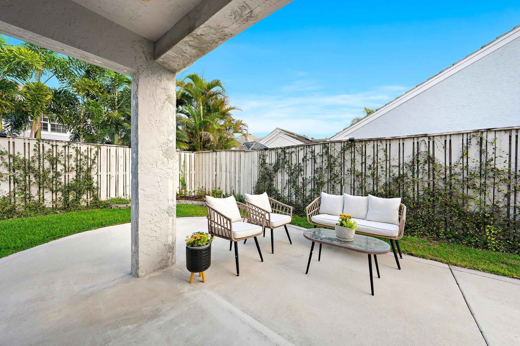 BRISTOL CLUB AT PGA NATL - Residential